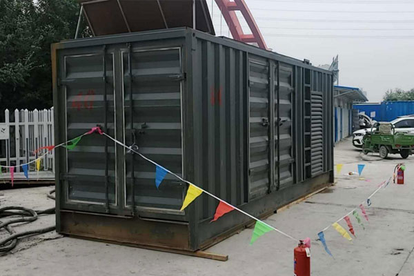 桂林发电机租赁空气滤清器多久更换一次？